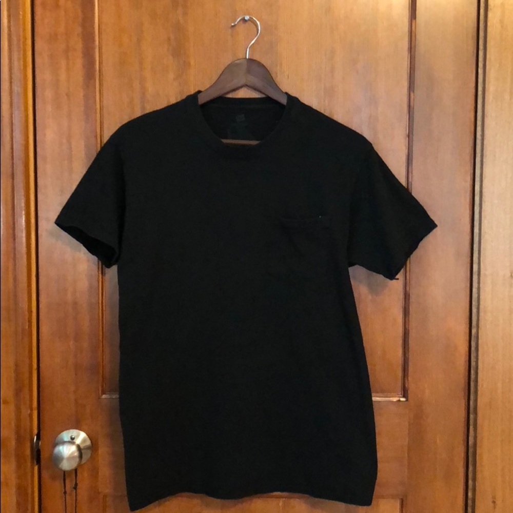 Hanes Comfort Soft Black Pocket Tee